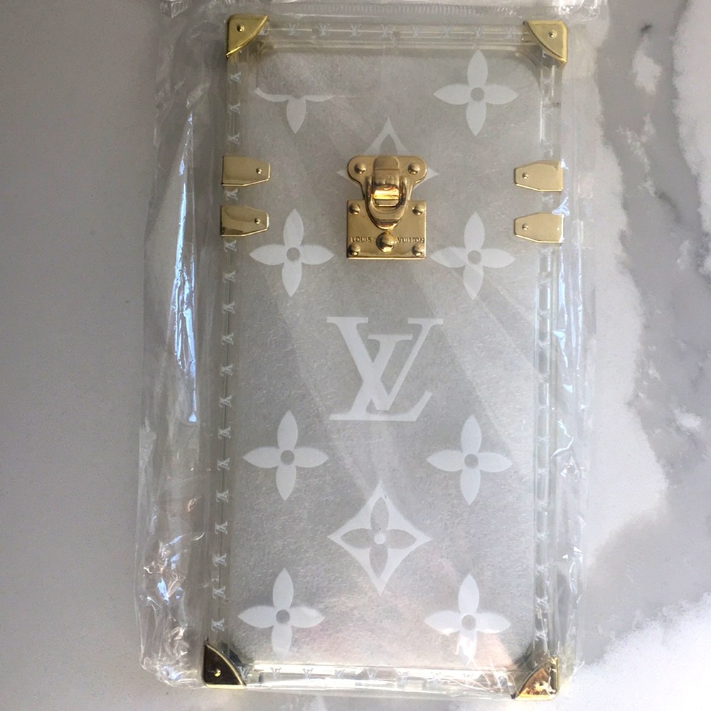 BRAND NEW Clear phone case